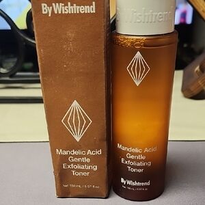 ByWishtrend Mandelic Acid Exfoliating Toner